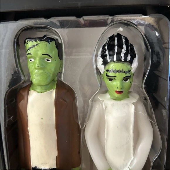 ⭐️ 2/$50 Martha Stewart Frankenstein & Bride Halloween Taper Candle - Picture 2 of 5